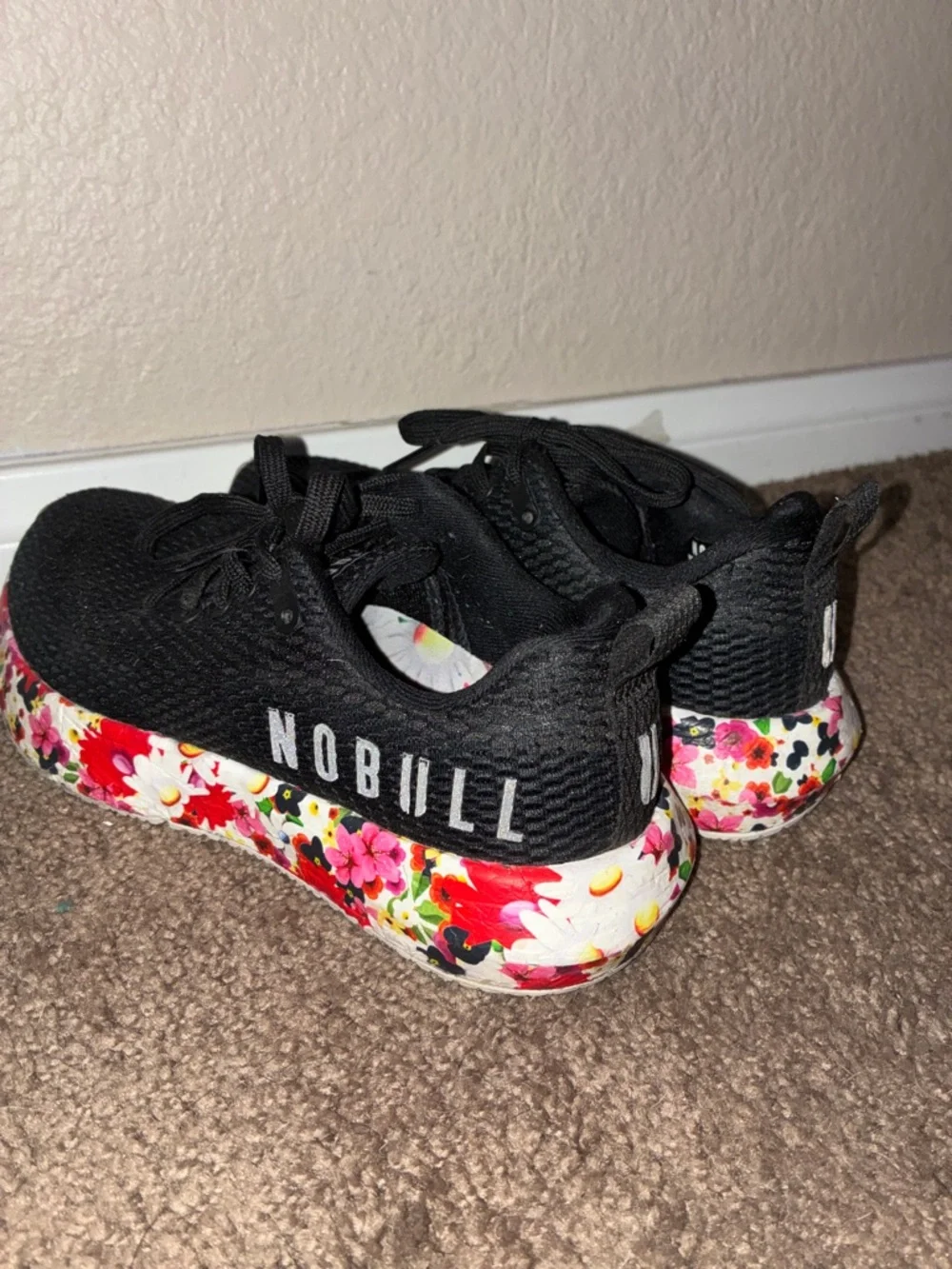 NOBULL Black Knit Women's Sneakers with Floral Print Midsole - Picture 2 of 2